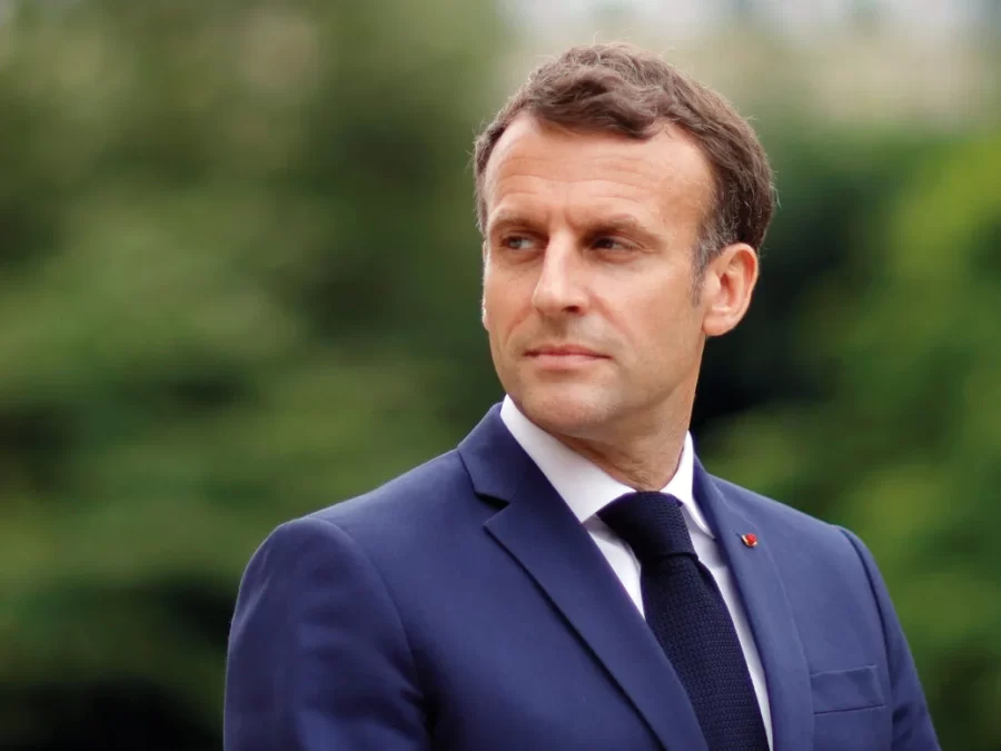 Emmanuel Macron est-il atteint du virus de 3e mandat ?