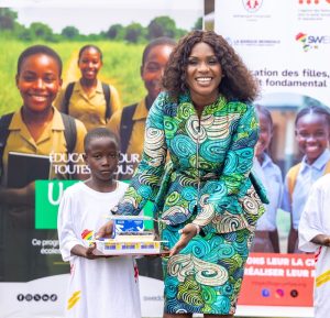 Education : plus de 100 000 kits scolaires pour donner aux filles les moyens de réussir